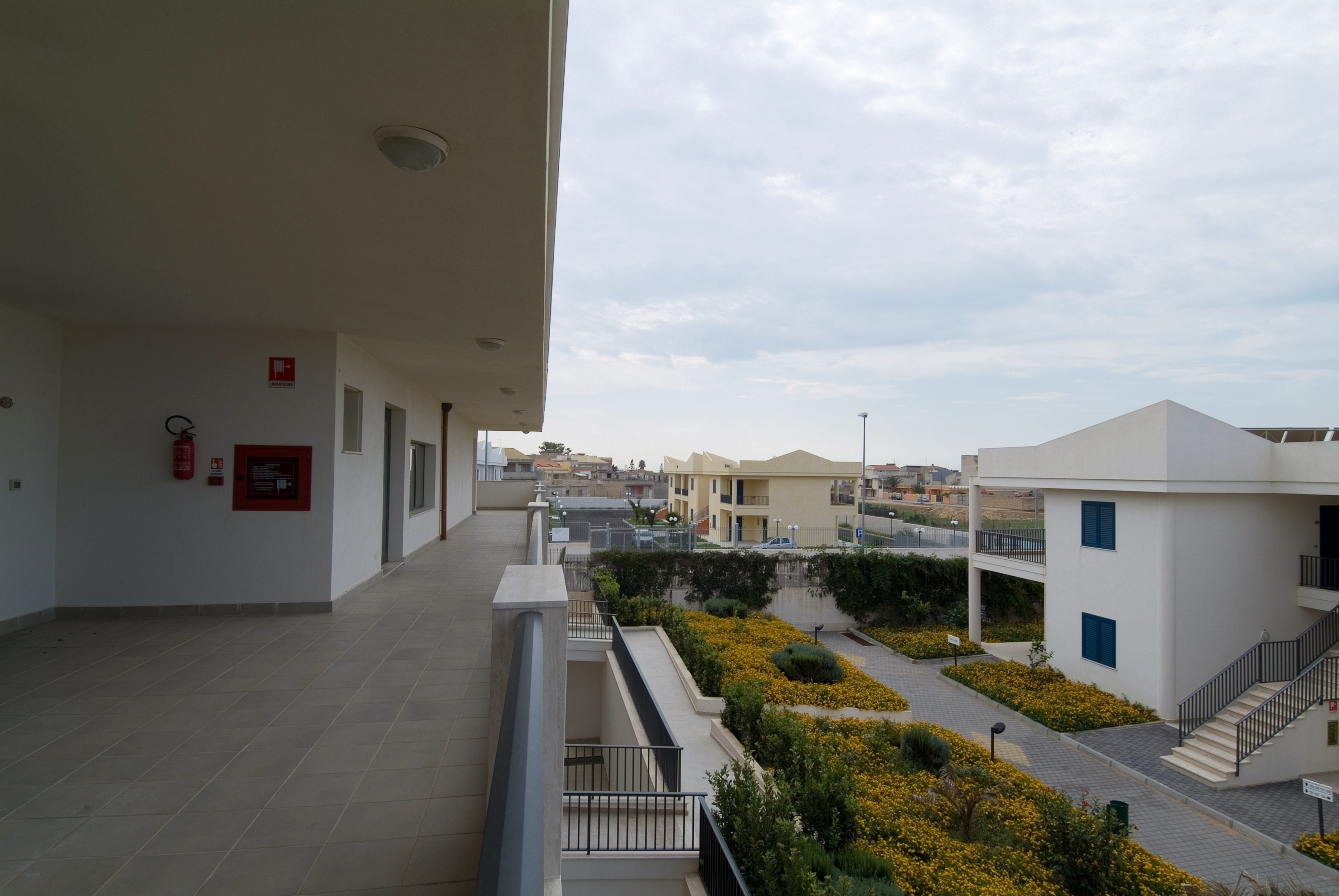 Gallery view 3